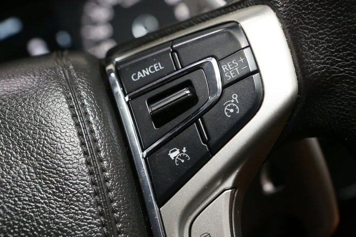 2021 Mitsubishi Pajero Sport GLS