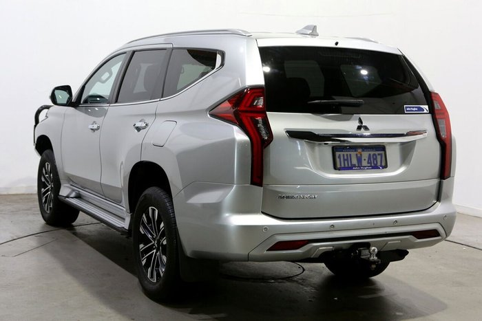 2021 Mitsubishi Pajero Sport GLS