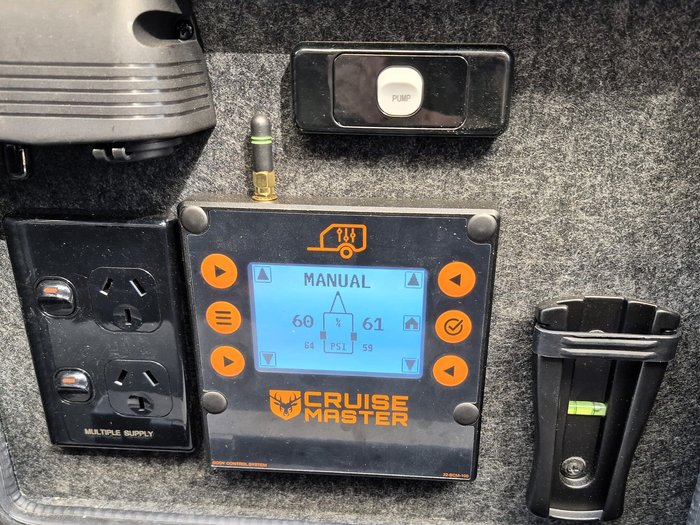 2026 Prime Edge Warrior 22.6 Rear Bunks