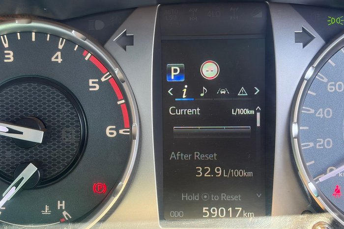 2021 Toyota Hilux SR