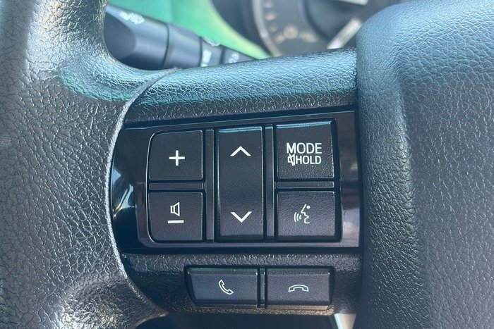 2021 Toyota Hilux SR