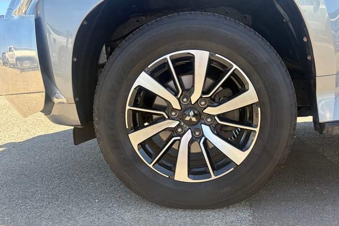 2016 Mitsubishi Pajero Sport GLX