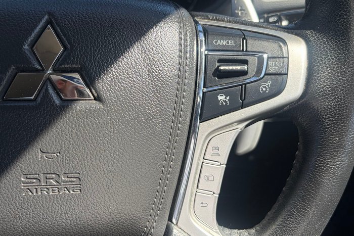 2020 Mitsubishi Pajero Sport GLS