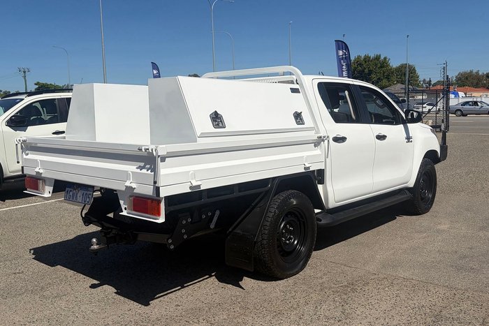 2019 Toyota Hilux SR