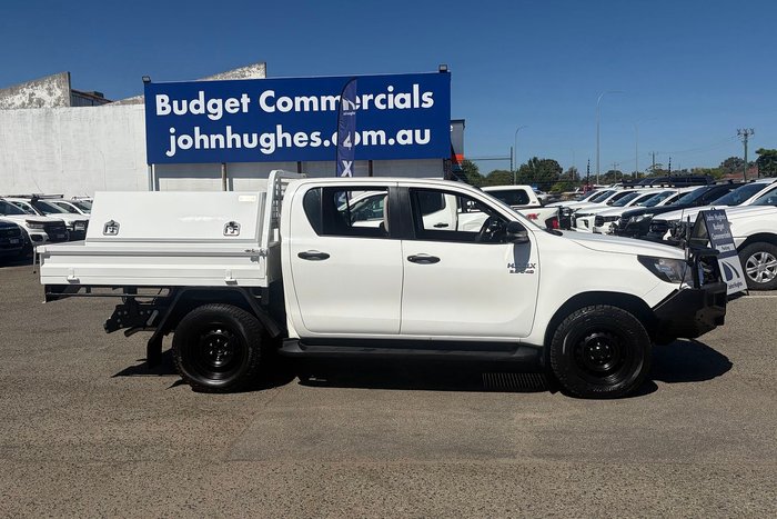 2019 Toyota Hilux SR