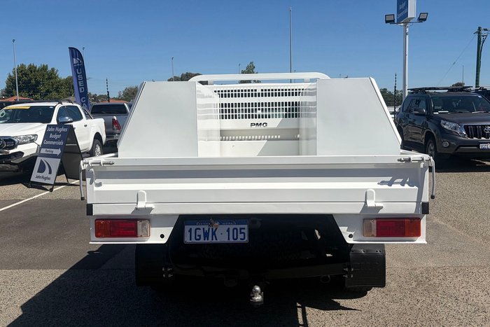 2019 Toyota Hilux SR