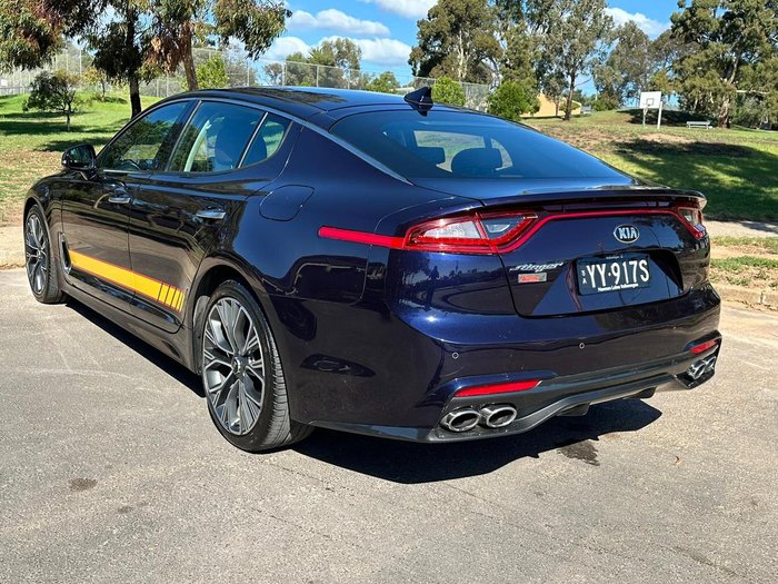 2017 Kia Stinger Rafa Signature Edition