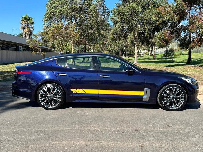 2017 Kia Stinger Rafa Signature Edition