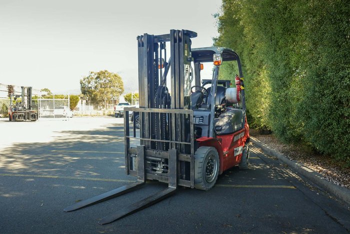 2016 Manitou Mi25g