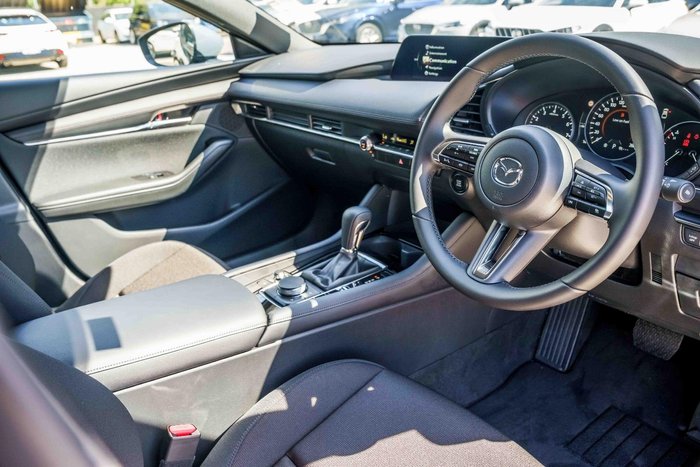 2025 Mazda 3 G20 Evolve