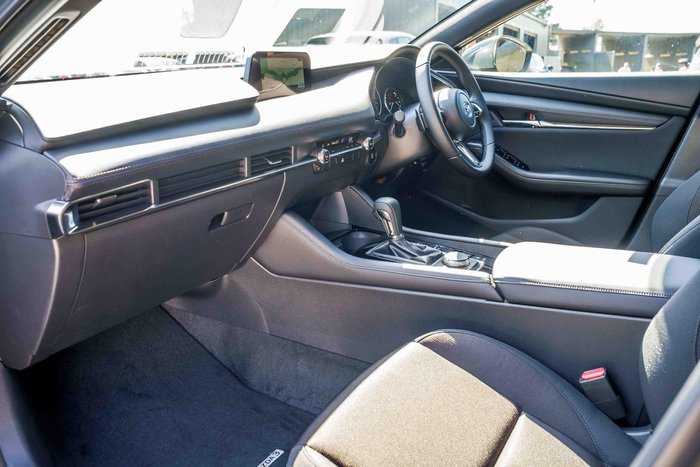 2025 Mazda 3 G20 Evolve