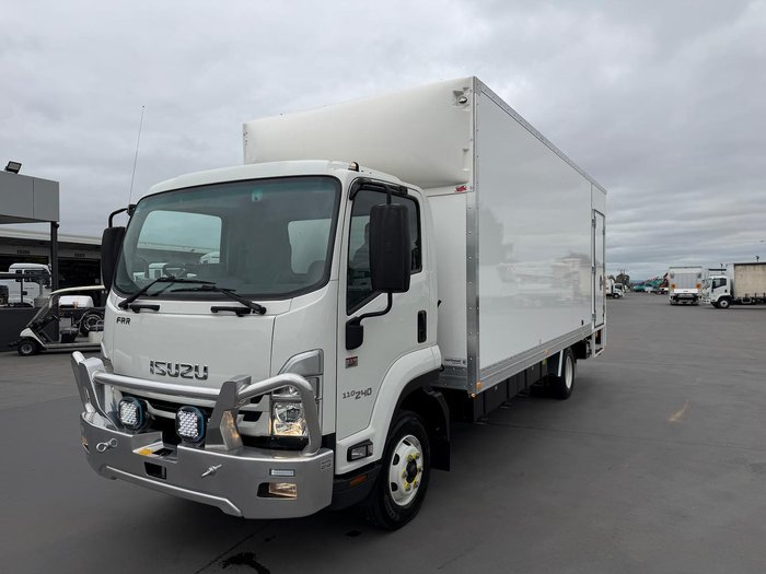 2023 Isuzu F Series FRR110-240