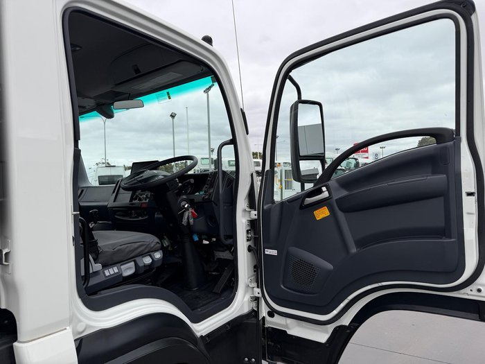 2023 Isuzu F Series FRR110-240