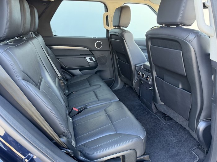 2020 Land Rover Discovery SD6 HSE