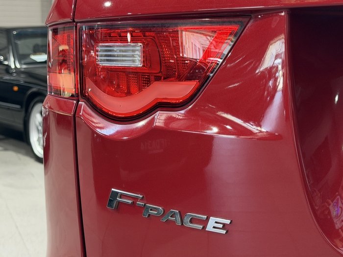 2018 Jaguar F-PACE 30d R-Sport