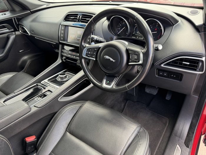 2018 Jaguar F-PACE 30d R-Sport