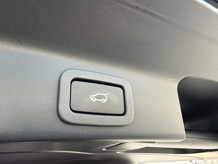 2018 Jaguar F-PACE 30d R-Sport