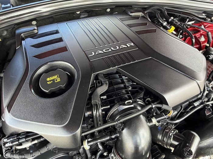 2018 Jaguar F-PACE 30d R-Sport