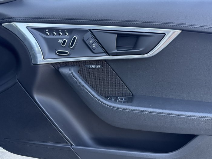 2020 Jaguar F-TYPE R-Dynamic