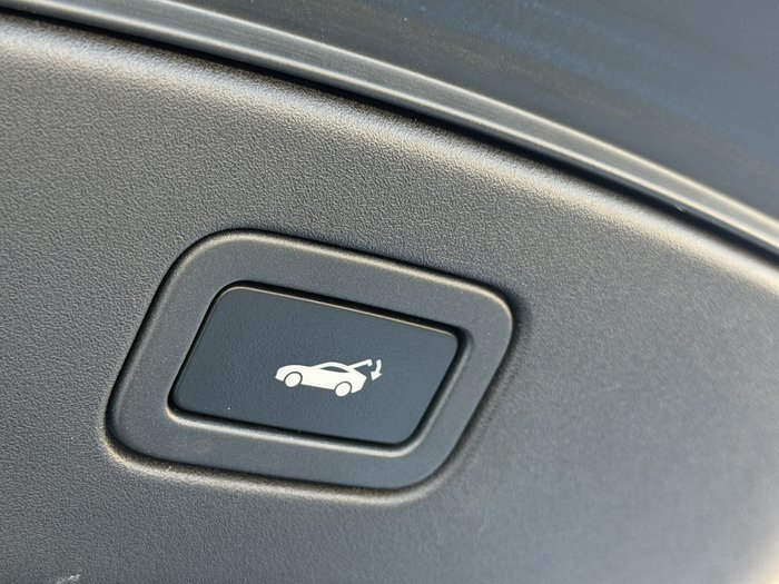 2020 Jaguar F-TYPE R-Dynamic