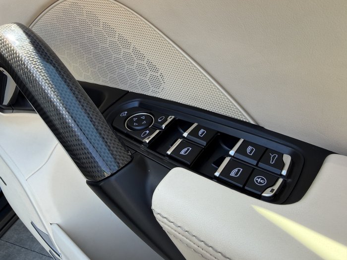 2016 Porsche Cayenne Turbo