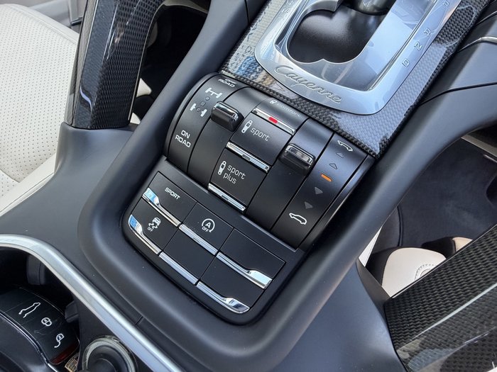 2016 Porsche Cayenne Turbo