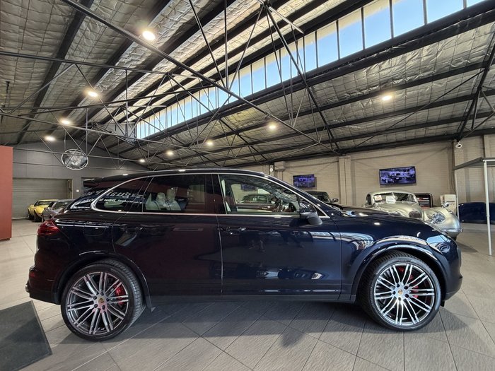 2016 Porsche Cayenne Turbo