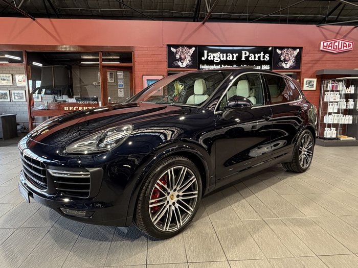 2016 Porsche Cayenne Turbo