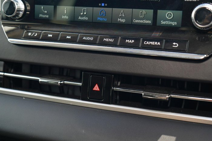 2024 Mitsubishi Outlander LS