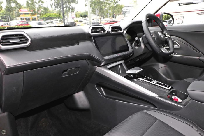 2025 MG ZS Essence Turbo