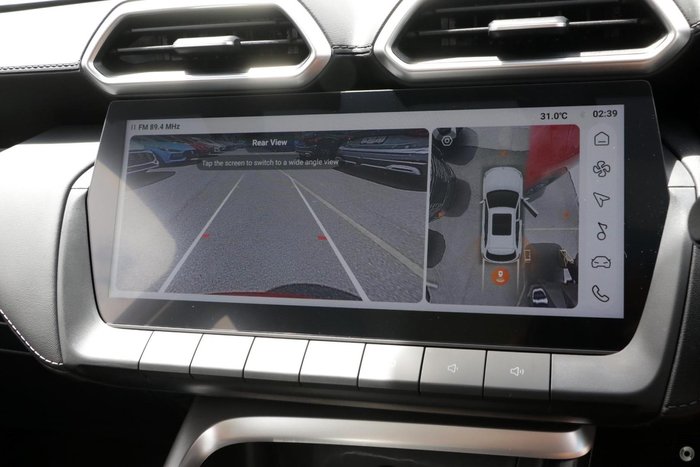 2025 MG ZS Essence Turbo