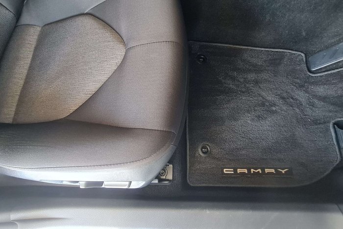 2020 Toyota Camry Ascent Sport