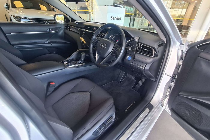 2020 Toyota Camry Ascent Sport