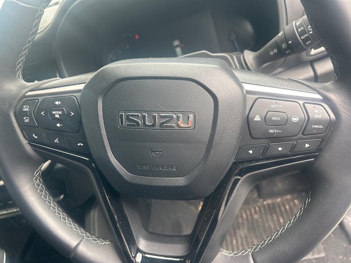 2025 Isuzu MU-X LS-T MY25.5 4X4 Dual Range Moonstone White