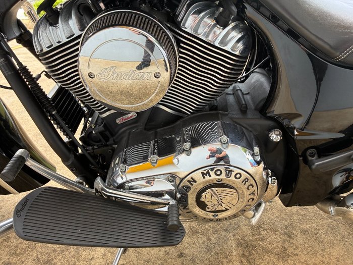 2015 Indian CHIEF VINTAGE Thunder Black