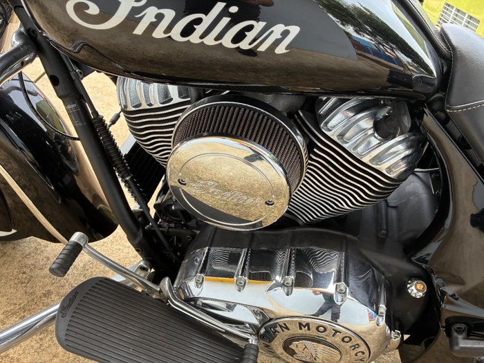 2015 Indian CHIEF VINTAGE Thunder Black