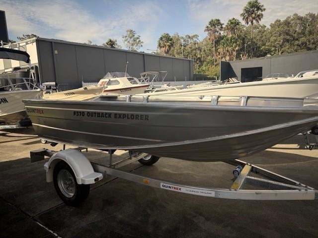 2026 QUINTREX F370 Outback Explorer