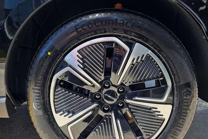 2026 Jaecoo J5 EV Summit