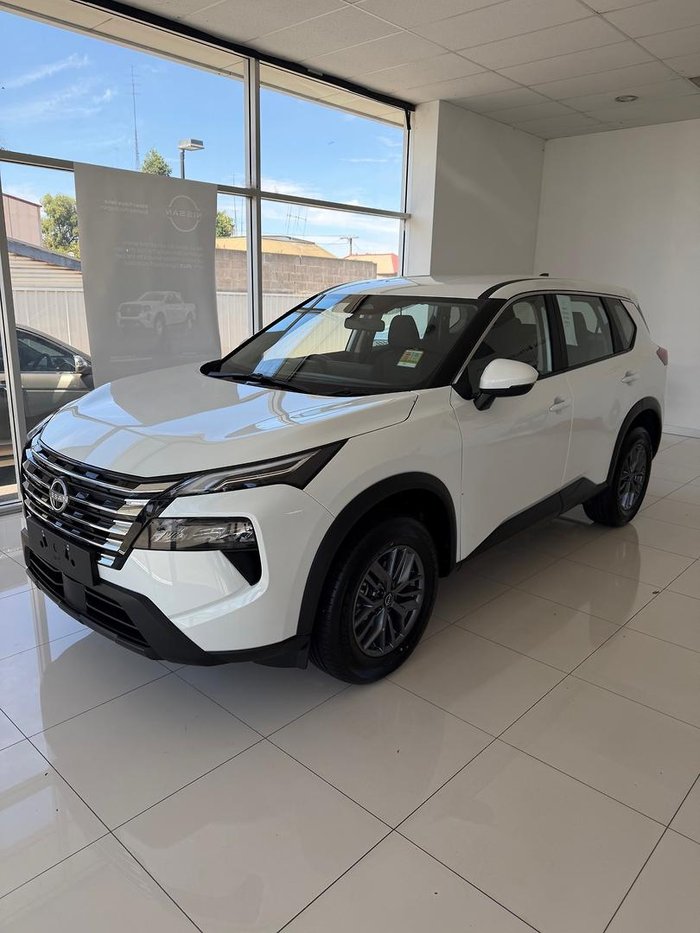 2026 Nissan X-TRAIL ST