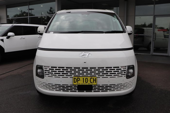 2022 Hyundai STARIA LOAD