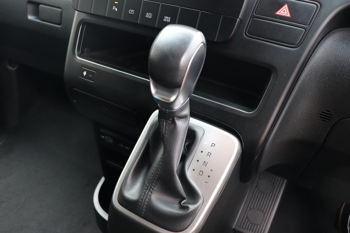 2022 Hyundai STARIA LOAD