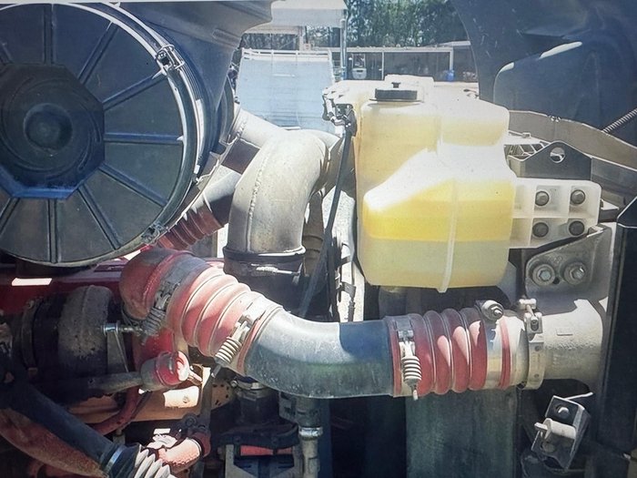 2011 Mack Metro-Liner GREY