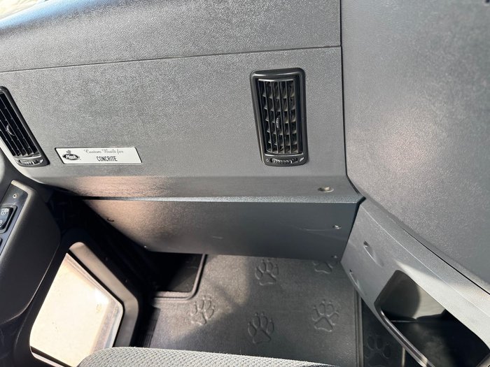 2011 Mack Metro-Liner GREY