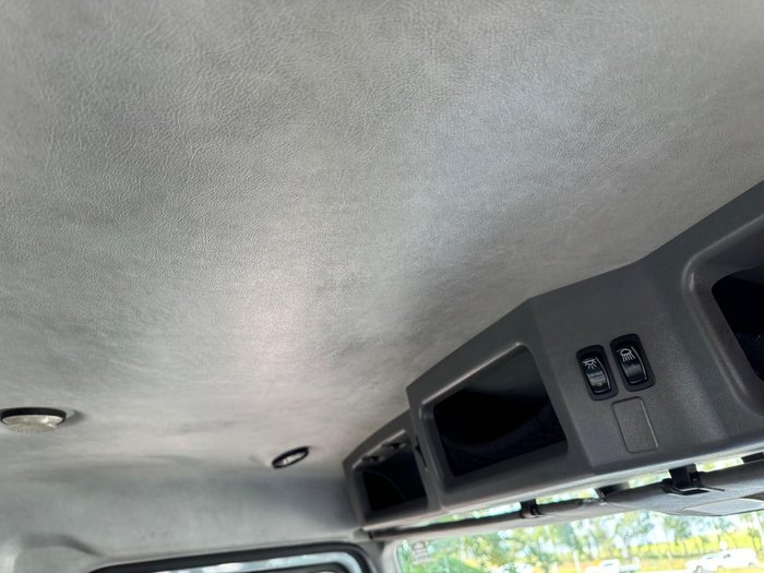 2011 Mack Metro-Liner GREY