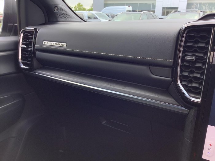 2025 Ford Everest Platinum