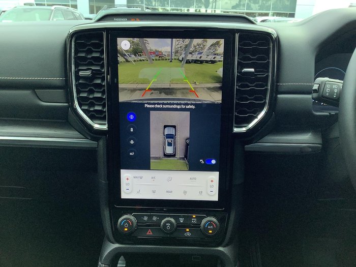 2025 Ford Everest Platinum