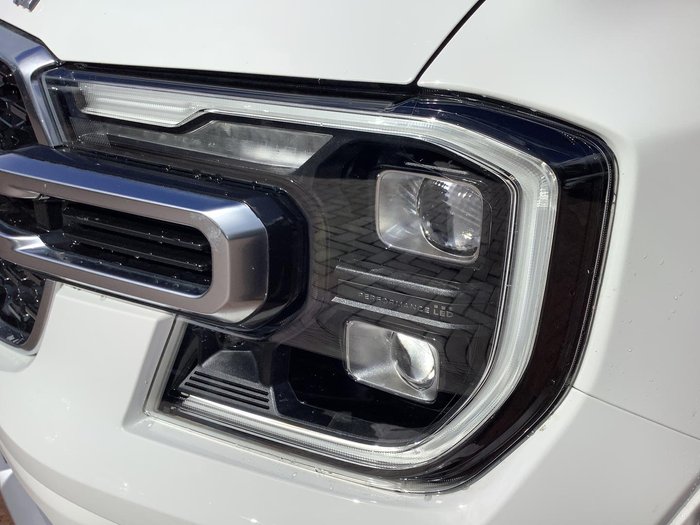 2025 Ford Everest Platinum