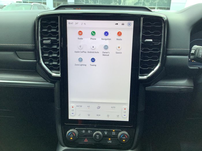 2025 Ford Everest Platinum