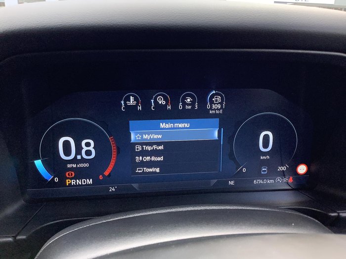 2025 Ford Everest Platinum