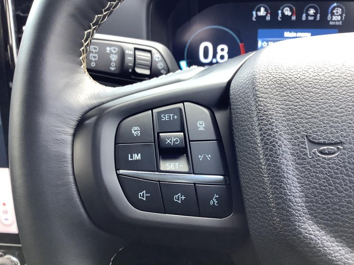 2025 Ford Everest Platinum